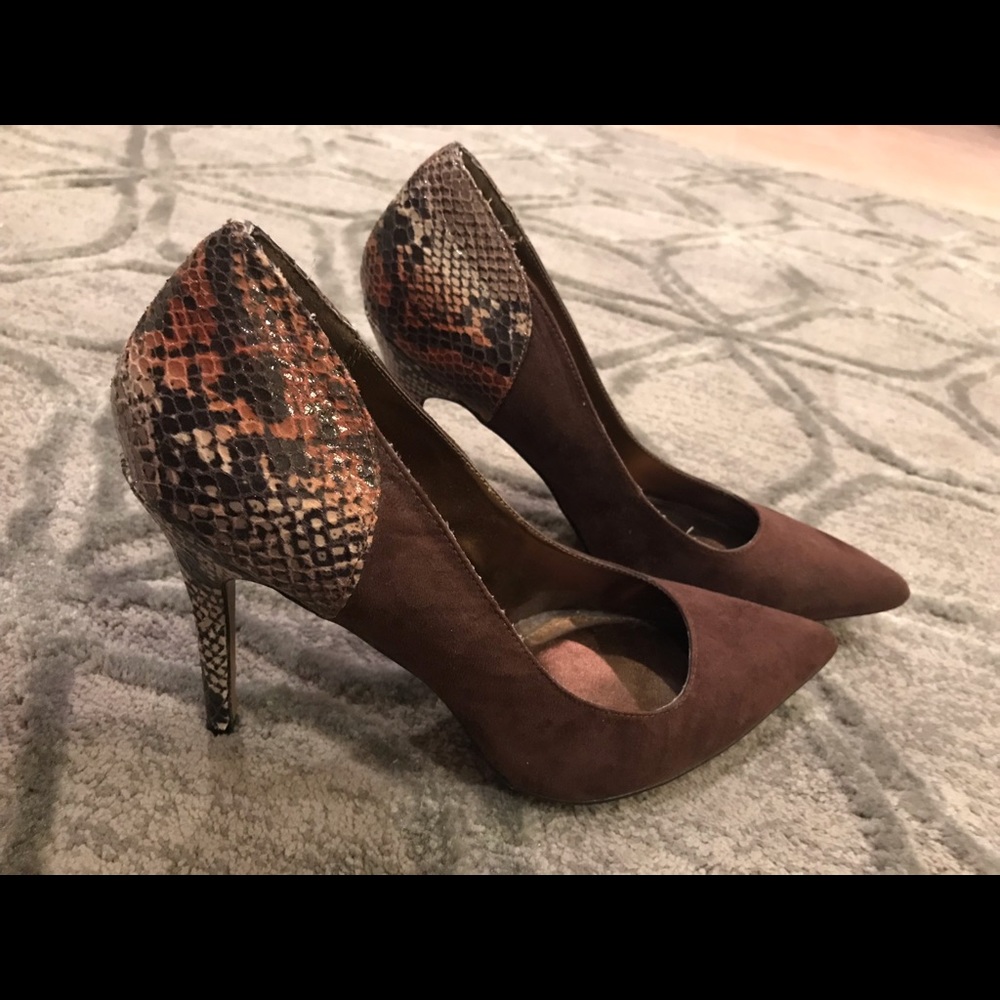 NY&C super cute heels!